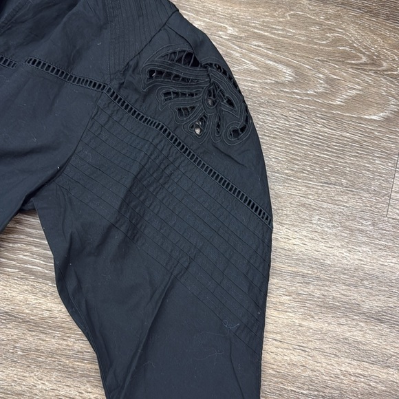 Bernice Black eyelet top - Picture 2 of 3